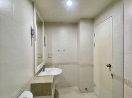 Studio Condo for rent at Baan Siri Silom, Si Lom, Bang Rak