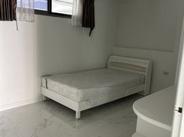 3 Schlafzimmer Wohnung zu vermieten im Royal Castle, Khlong Tan Nuea, Watthana, Bangkok