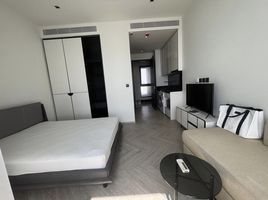 Studio Apartment for rent at Chapter Charoennakorn-Riverside, Bang Lamphu Lang, Khlong San
