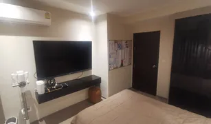1 Bedroom Condo for sale in Chatuchak, Bangkok Lyss Ratchayothin