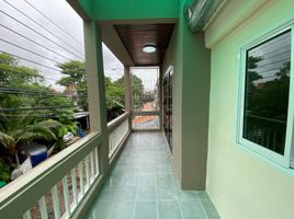 3 Schlafzimmer Villa zu verkaufen im Samithichot Housing, Lat Phrao