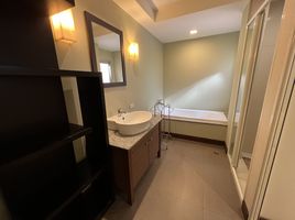 3 Bedroom Condo for rent at Baan Rom Yen Ekkamai 2, Khlong Toei, Khlong Toei