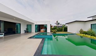 4 Schlafzimmern Villa zu verkaufen in Pong, Pattaya Palm Lakeside Villas