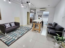 3 Schlafzimmer Villa zu verkaufen im Baan Klang Muang Rama 9 Motorway, Suan Luang, Suan Luang
