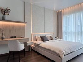 1 Bedroom Condo for sale at The Address Chidlom, Lumphini