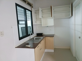 3 Bedroom Townhouse for sale at The Connect Onnut-Wongwann, Dokmai