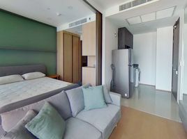 Studio Apartment for rent at Ashton Chula-Silom, Si Phraya