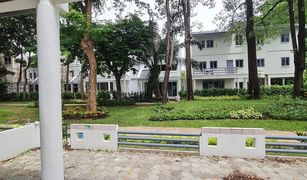 4 Bedrooms House for sale in Sala Thammasop, Bangkok 