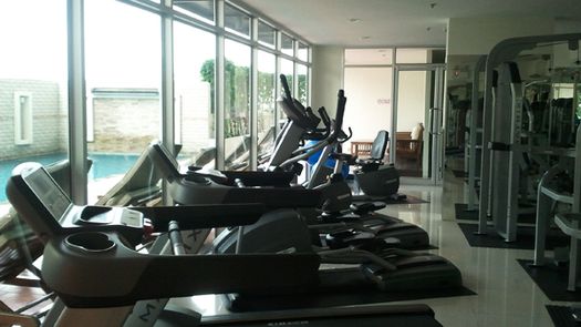 图片 1 of the Fitnessstudio at Chewathai Ratchaprarop