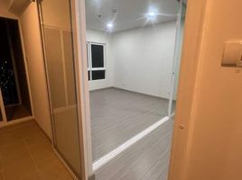 1 Bedroom Condo for sale at Supalai Park Yaek Fai Chai Station.., Ban Chang Lo