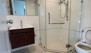 2 Bedrooms Condo for sale in Bang Kapi, Bangkok Thru Thonglor