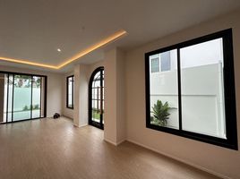 3 Schlafzimmer Villa zu verkaufen im Chao Fah Garden Home 3, Ko Kaeo