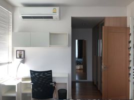 1 Schlafzimmer Wohnung zu vermieten im Wind Sukhumvit 23, Khlong Toei Nuea