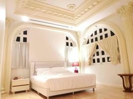 10 Bedroom House for sale in Sirindhorn Hospital, Prawet, Prawet