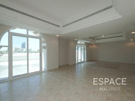 5 Bedroom Villa for sale at Esmeralda, Royal Residence