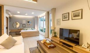 2 Bedrooms Condo for sale in Nong Kae, Hua Hin Wan Vayla