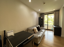 1 Bedroom Apartment for sale at Collezio Sathorn-Pipat, Si Lom