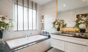 4 Bedrooms House for sale in Dokmai, Bangkok The Grand Lux Bangna-Suanluang