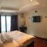 2 Schlafzimmer Wohnung zu vermieten im Pearl Garden, Si Lom