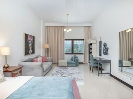 3 Bedroom Condo for sale at Golden Mile 4, Jumeirah