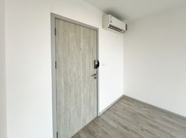 1 Bedroom Condo for sale at Ideo Mobi Charan Interchange, Bang Khun Si