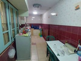 2 Schlafzimmer Reihenhaus zu verkaufen im Suanluang Chaofah 3, Talat Nuea