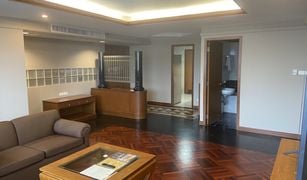 Кондо, 2 спальни на продажу в Khlong Tan Nuea, Бангкок United Tower