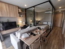 1 Schlafzimmer Wohnung zu verkaufen im Blossom Condo @ Sathorn-Charoenrat, Yan Nawa, Sathon