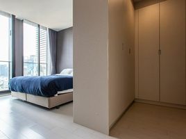 1 Bedroom Apartment for rent at Noble Ploenchit, Lumphini