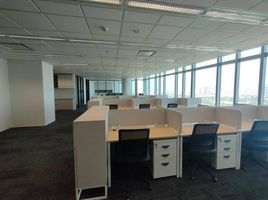 131 m² Office for rent at Tipco Tower, Sam Sen Nai
