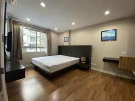 1 Bedroom Apartment for sale at The Clover, Khlong Tan Nuea