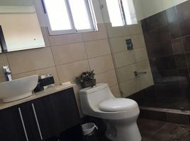 2 Schlafzimmer Wohnung zu verkaufen im Condominium For Sale in La Sabana, Tarrazu