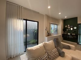 2 Bedroom Townhouse for sale at Verve Rama 9, Saphan Sung, Saphan Sung