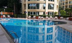 图片 2 of the Communal Pool at City Garden Pattaya