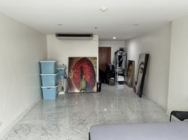 Studio Wohnung zu verkaufen im Sukhumvit Suite, Khlong Toei Nuea