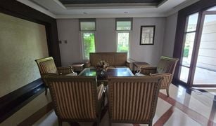 ขายคอนโด 3 ห้องนอน ใน ทุ่งมหาเมฆ, กรุงเทพมหานคร บ้านนันทสิริ