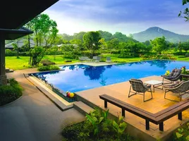 2 Bedroom Villa for sale at At Green Gallery, Bang Phra, Si Racha