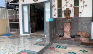 5 Schlafzimmern Haus zu verkaufen in Din Daeng, Bangkok 