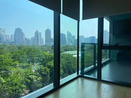 1 Bedroom Condo for rent at Sindhorn Tonson , Lumphini