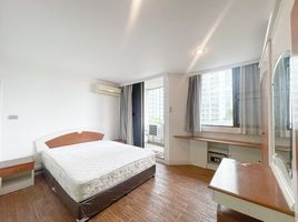 1 Schlafzimmer Wohnung zu vermieten im Supalai Place, Khlong Tan Nuea