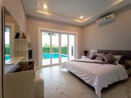 2 спален Дом на продажу в Baan Yu Yen Pool Villa, Wang Phong, Pran Buri