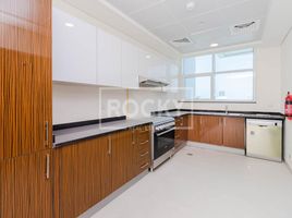 3 Bedroom Apartment for sale at Marina Arcade Tower, 