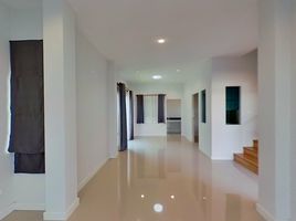 3 Bedroom House for sale at Pimpichada , San Klang