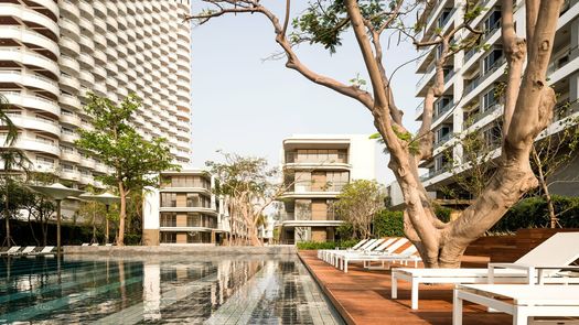 Фото 1 of the Communal Pool at Baan San Kraam