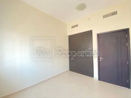 1 Bedroom Apartment for sale at Mazaya 18, Queue Point, Dubai Land
