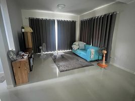 5 Schlafzimmer Haus zu verkaufen im Sivalee Mittraphap Road, Khok Kruat