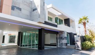 8 chambres Maison a vendre à Nong Khwai, Chiang Mai World Club Land