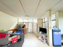 3 Schlafzimmer Reihenhaus zu verkaufen im Baan Suan Charoenjai, Khlong Tan Nuea