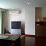 1 Bedroom Condo for rent at Urbana Langsuan, Lumphini