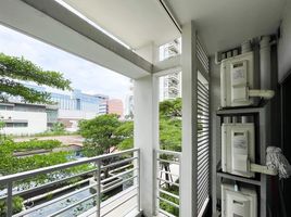 2 Bedroom Apartment for sale at The Room Ratchada-Ladprao, Chantharakasem, Chatuchak, Bangkok